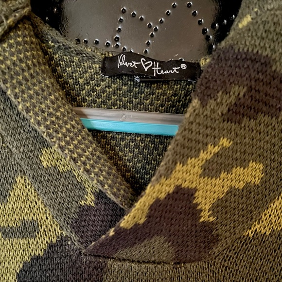 Velvet Heart Hoodie Sweater. Like New! - Picture 3 of 4